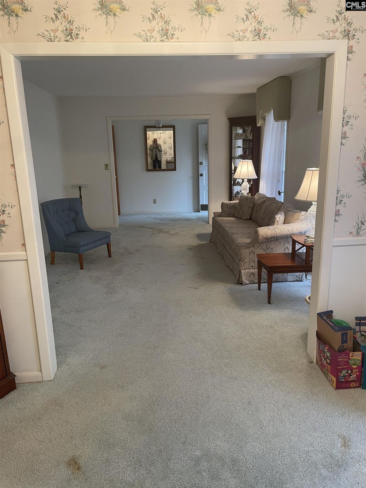 2753 Hillcrest Street Photo 6