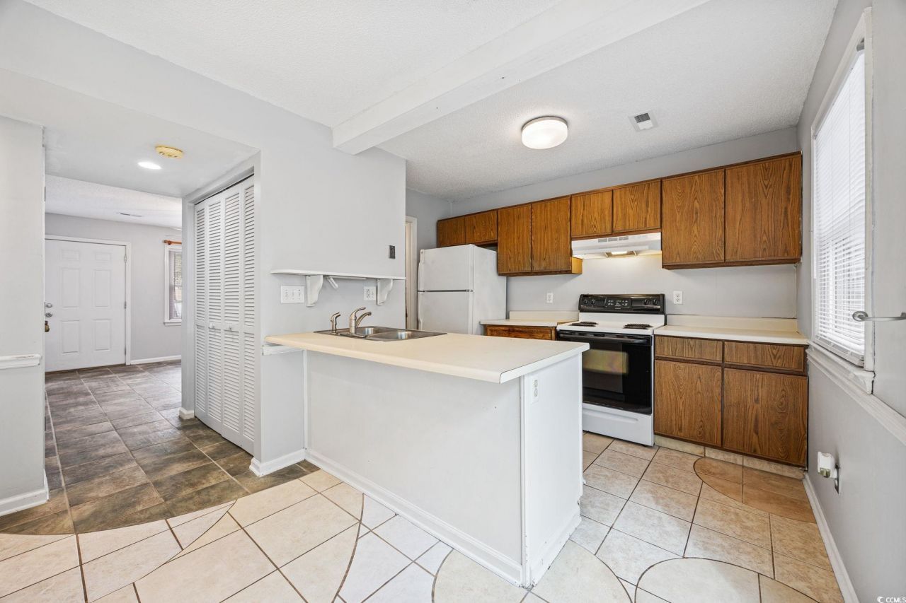 6706 Bryant St. Photo 14