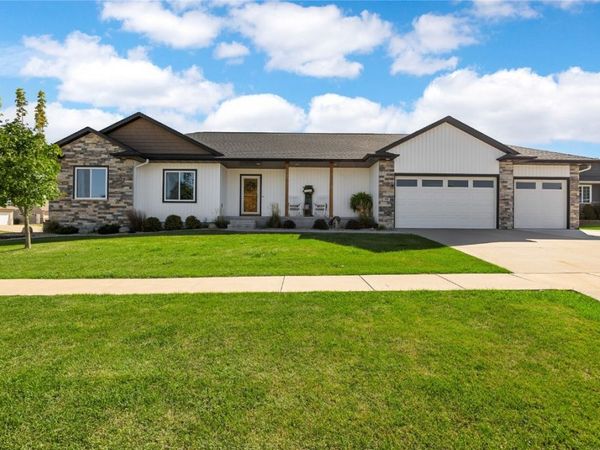 301 Wildcat Court, Shellsburg, IA 52332