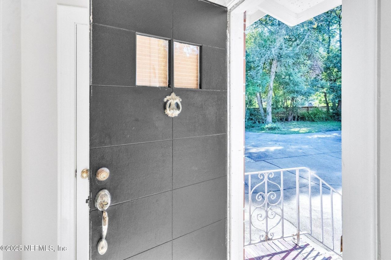 1409 Gay Avenue, Jacksonville, FL 32207 Photo