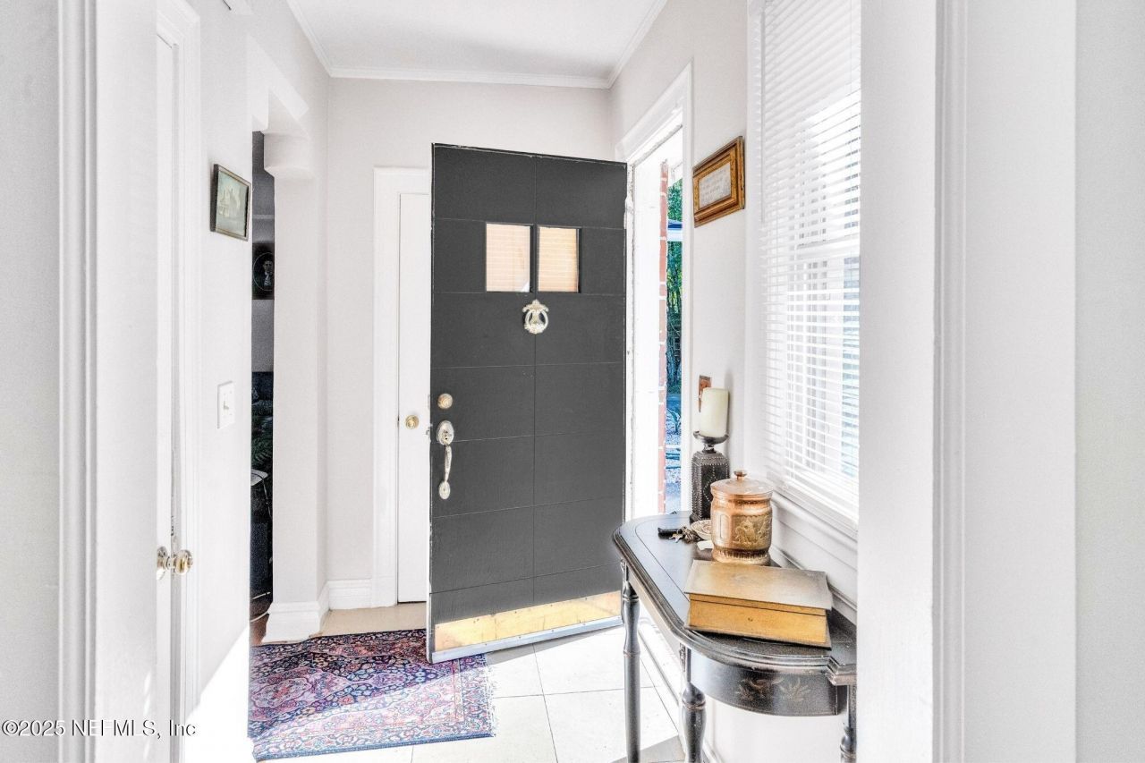 1409 Gay Avenue, Jacksonville, FL 32207 Photo