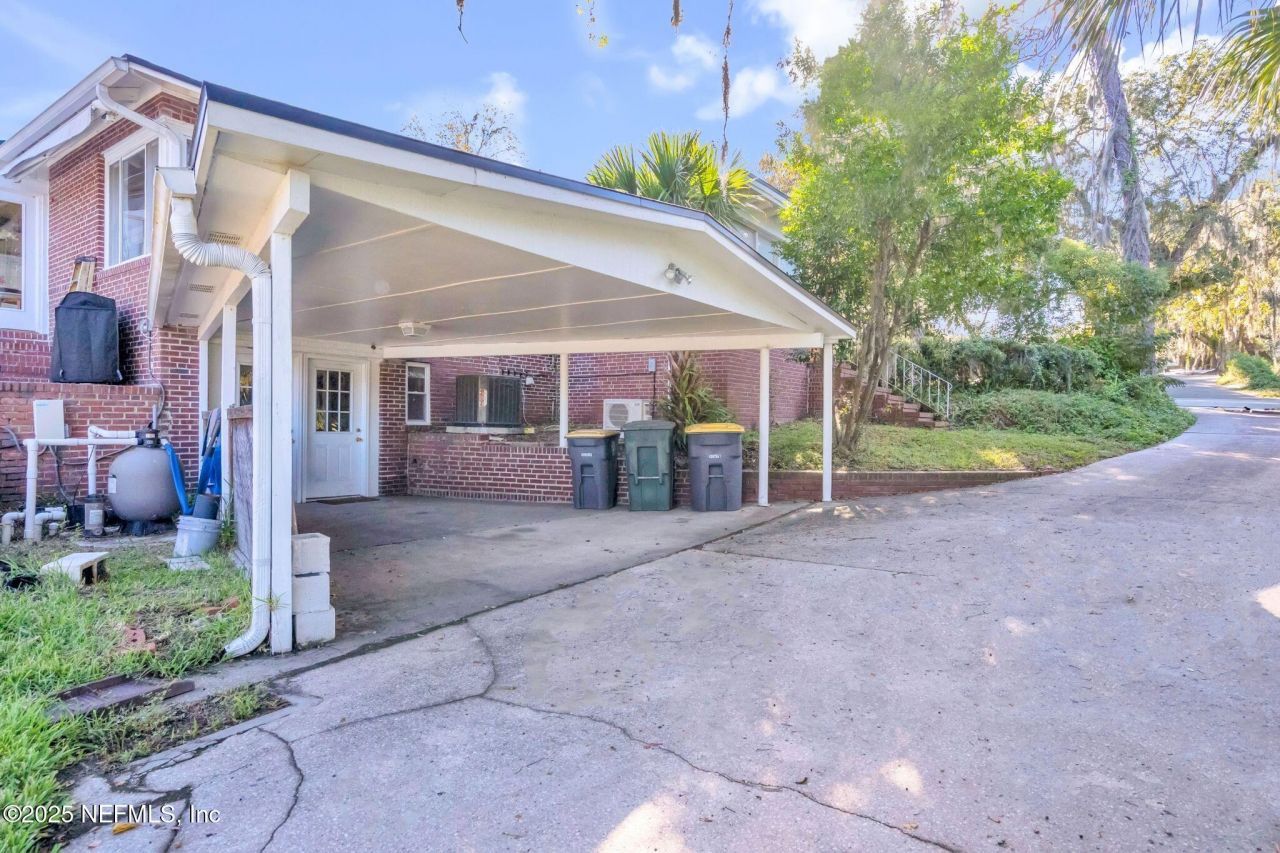 1409 Gay Avenue, Jacksonville, FL 32207 Photo