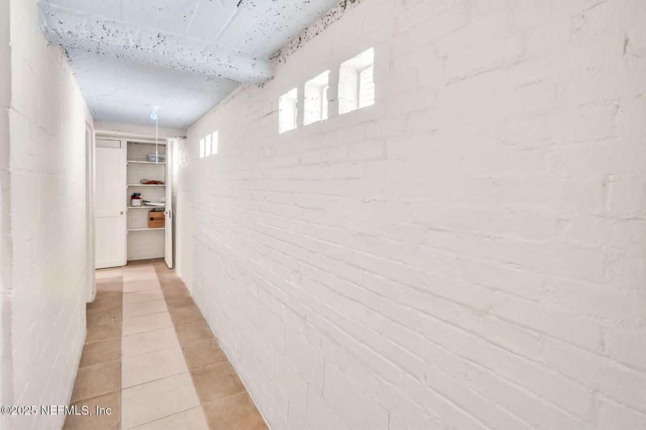 1409 Gay Avenue, Jacksonville, FL 32207 Photo