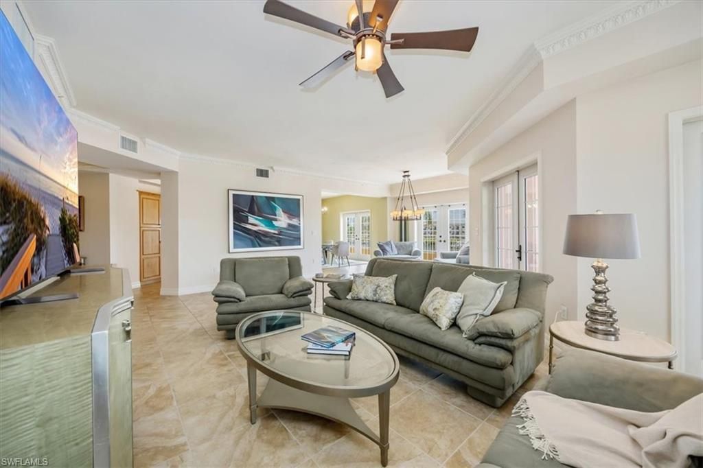 451 Bayfront Pl, Unit 5207, Naples, FL 34102 Photo