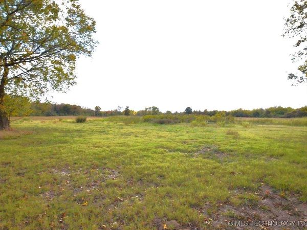 514 SW 3rd Street , Spiro, OK 74959