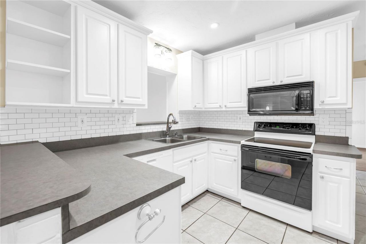 6623 16th Street N, Saint Petersburg, FL 33702 Photo