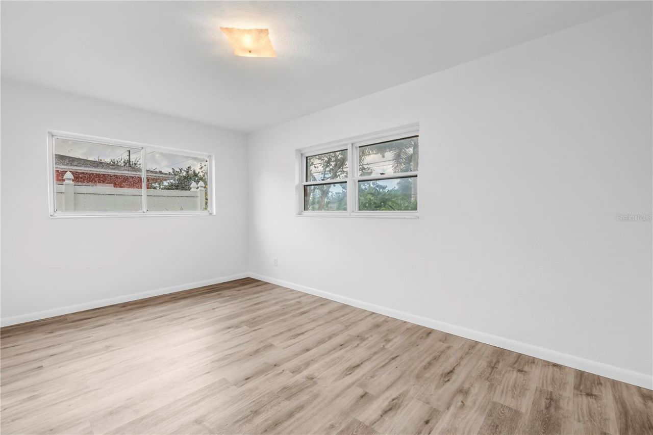 6623 16th Street N, Saint Petersburg, FL 33702 Photo