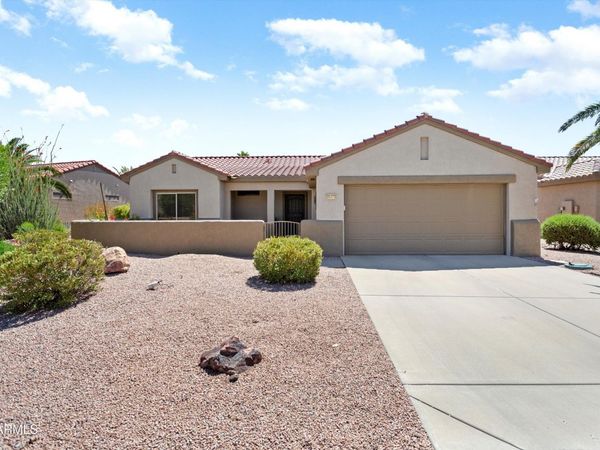20473 N DESERT SAGE Lane, Surprise, AZ 85374