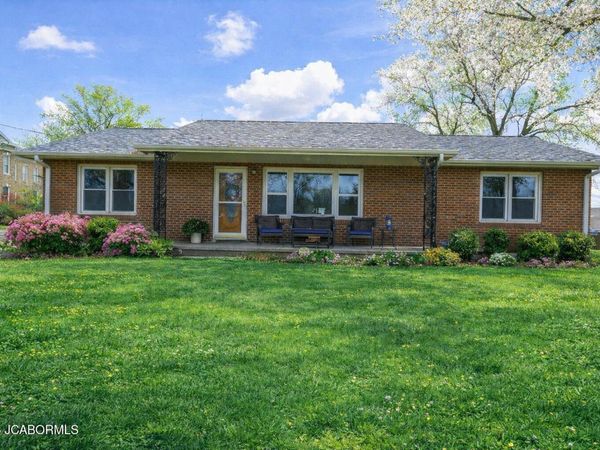 908 RANDOLPH STREET, Glasgow, MO 65254