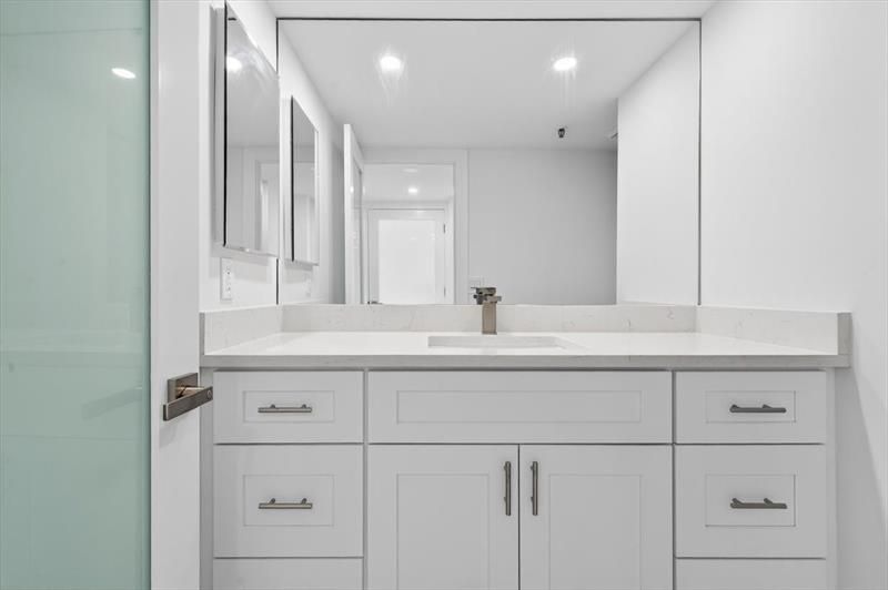 2480 Presidential Way, Unit 902, West Palm Beach, FL 33401 Photo