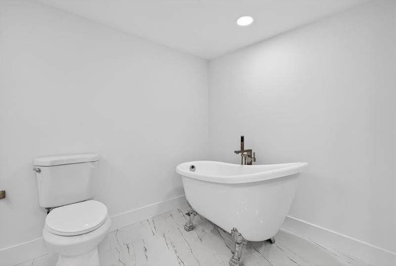 2480 Presidential Way, Unit 902, West Palm Beach, FL 33401 Photo