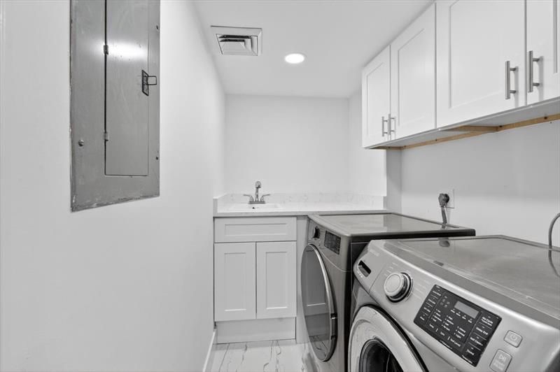 2480 Presidential Way, Unit 902, West Palm Beach, FL 33401 Photo