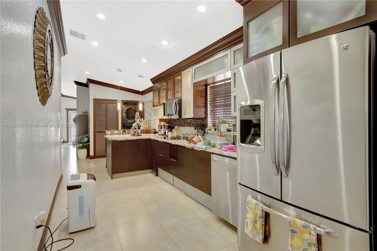 15801 NW 47th Ave, Miami Gardens, FL 33054 Photo