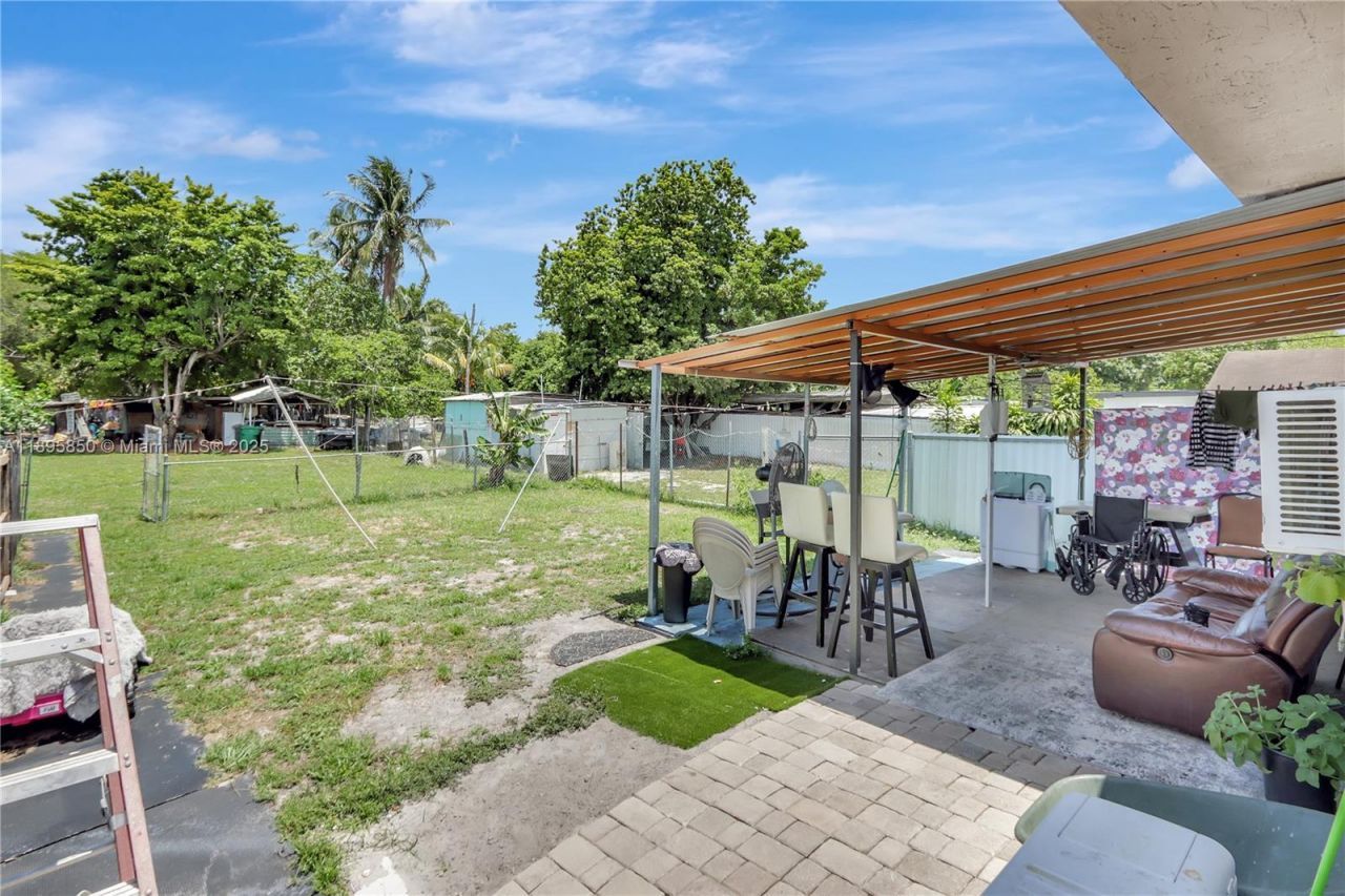 15801 NW 47th Ave, Miami Gardens, FL 33054 Photo