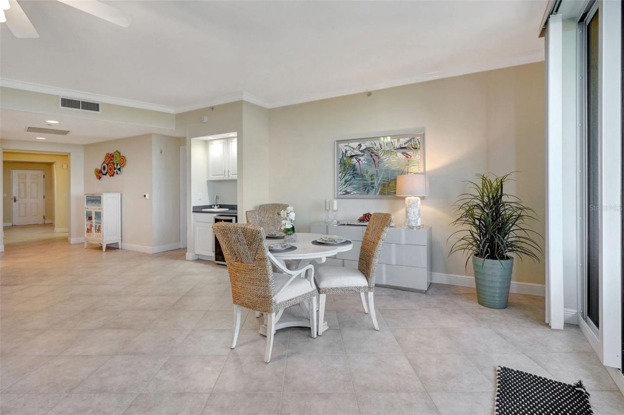 3321 Sunset Key Circle, Unit 204, Punta Gorda, FL 33955 Photo