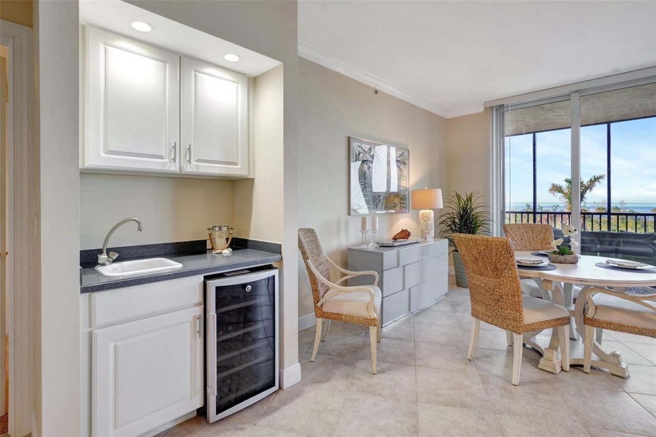 3321 Sunset Key Circle, Unit 204, Punta Gorda, FL 33955 Photo