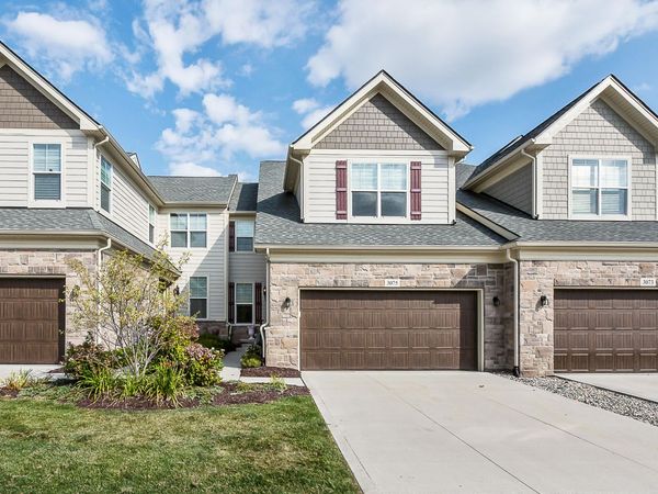 3075 N Spurway Drive, Ann Arbor, MI 48105