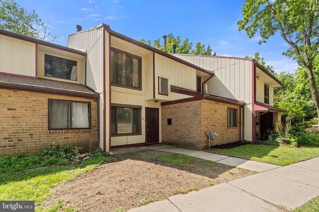 610 Timber Creek Road, Clementon, NJ 08021 Main Photo