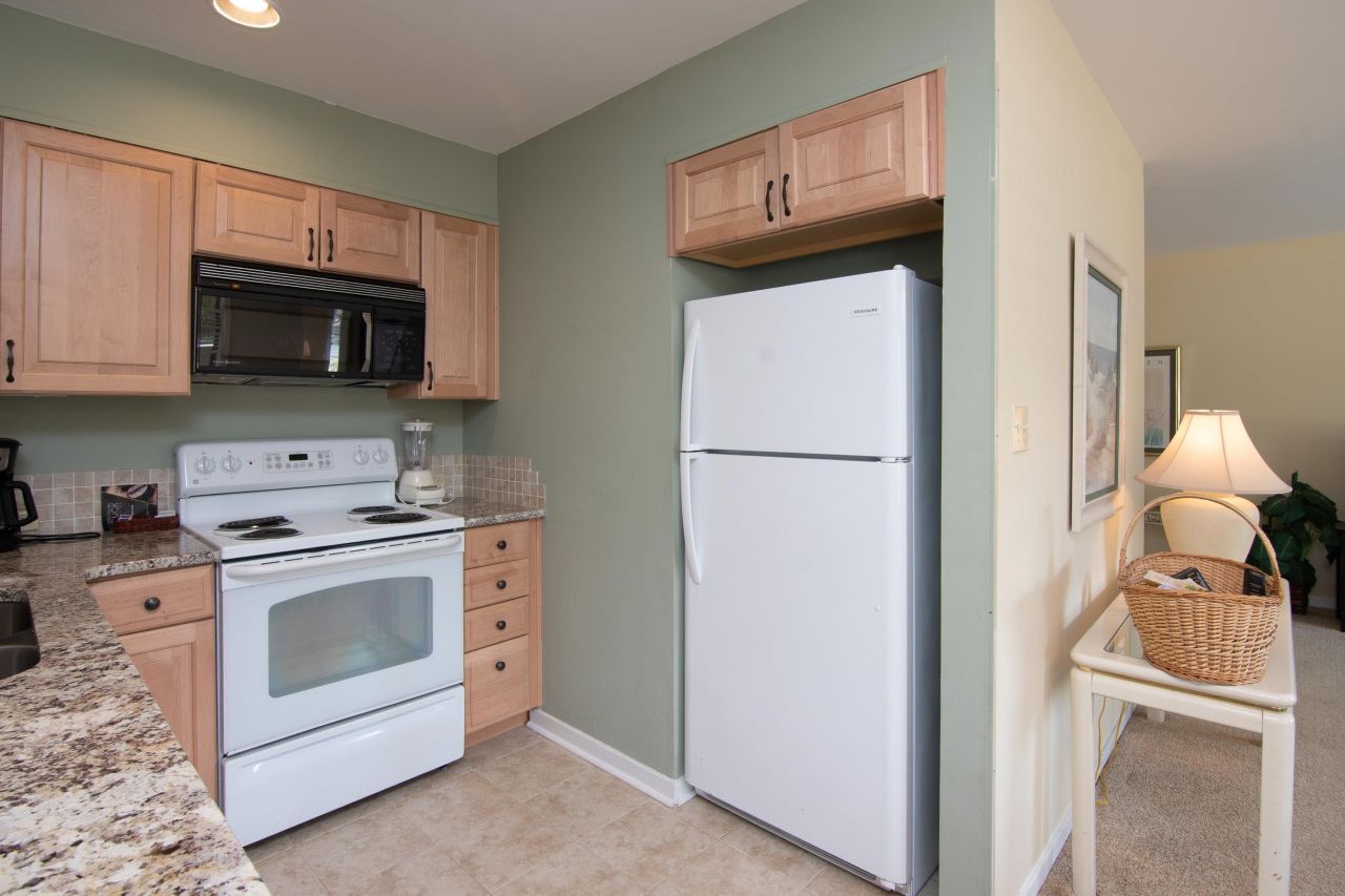 141 Hartland Dr. Photo 18