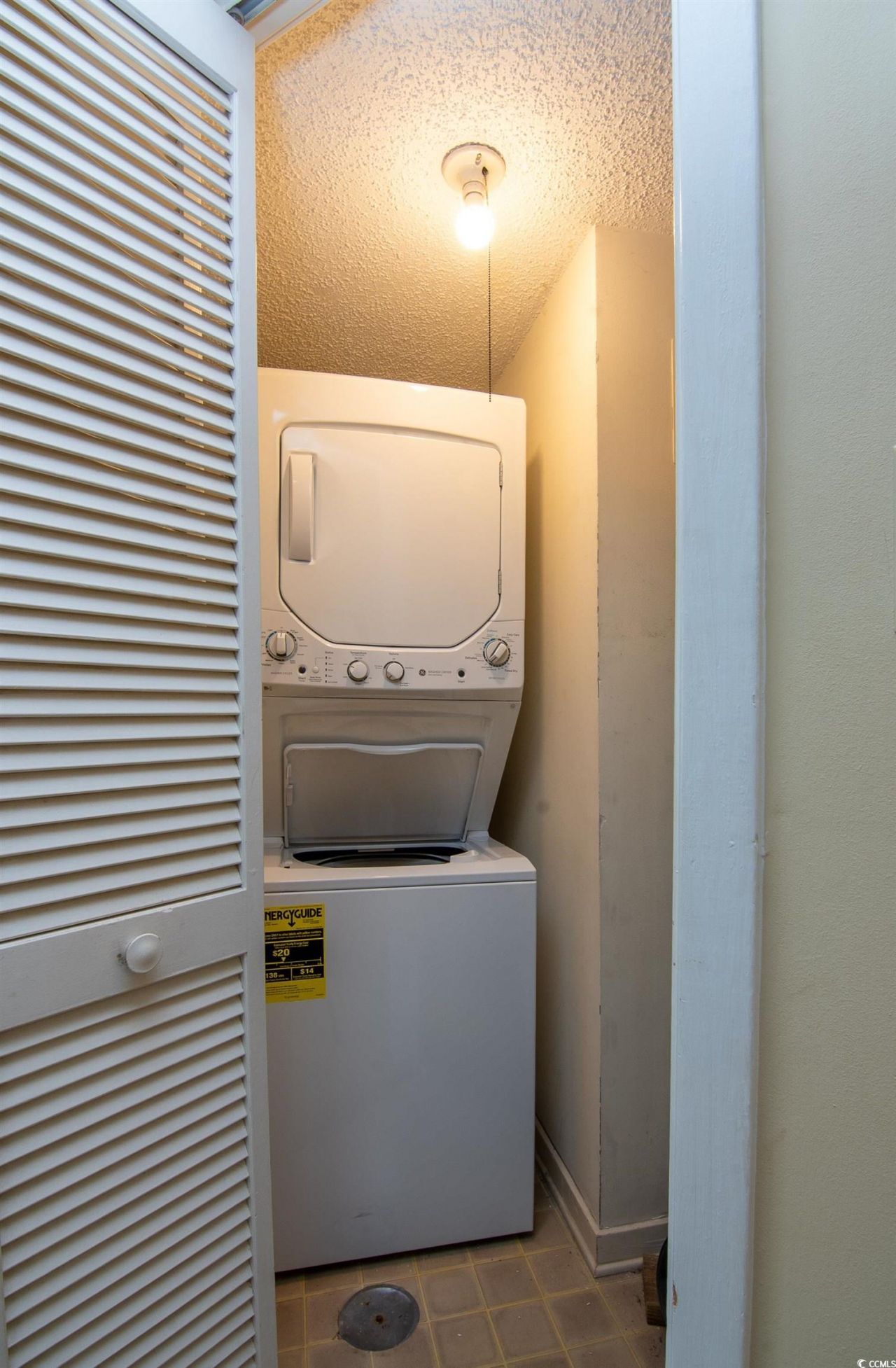 141 Hartland Dr. Photo 24