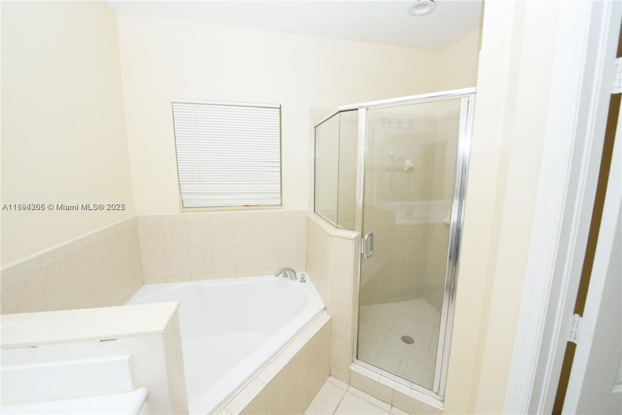 174 NE 32nd Ter, Unit 174, Homestead, FL 33033 Photo