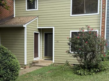 638 CRUMPET CT, Charlottesville, VA 22901