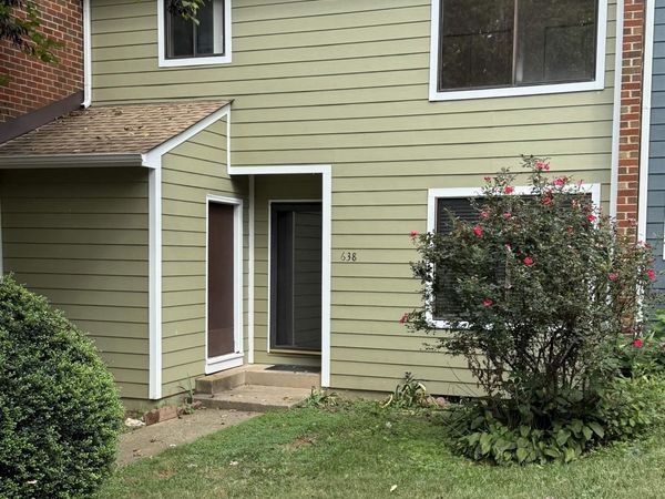638 CRUMPET CT, Charlottesville, VA 22901