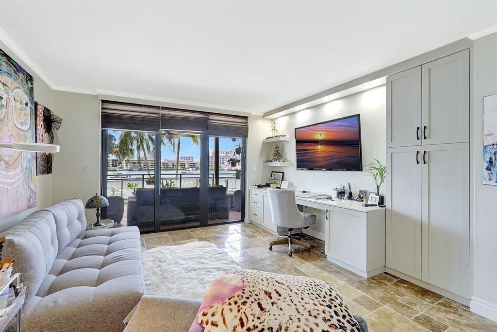 2300 Diana, Unit 203, Hallandale Beach, FL 33009 Photo