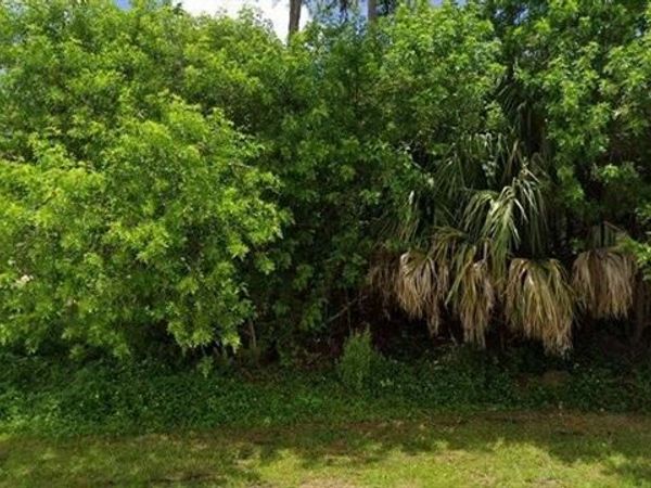 2465 SW Summit St, Port St Lucie, FL 34984