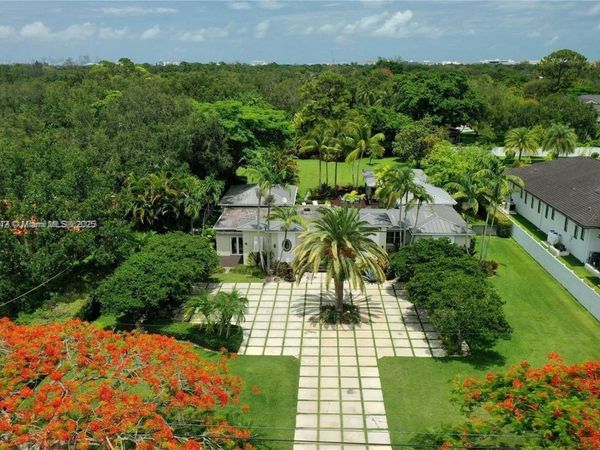 6645 SW 73rd Ct, Miami, FL 33143