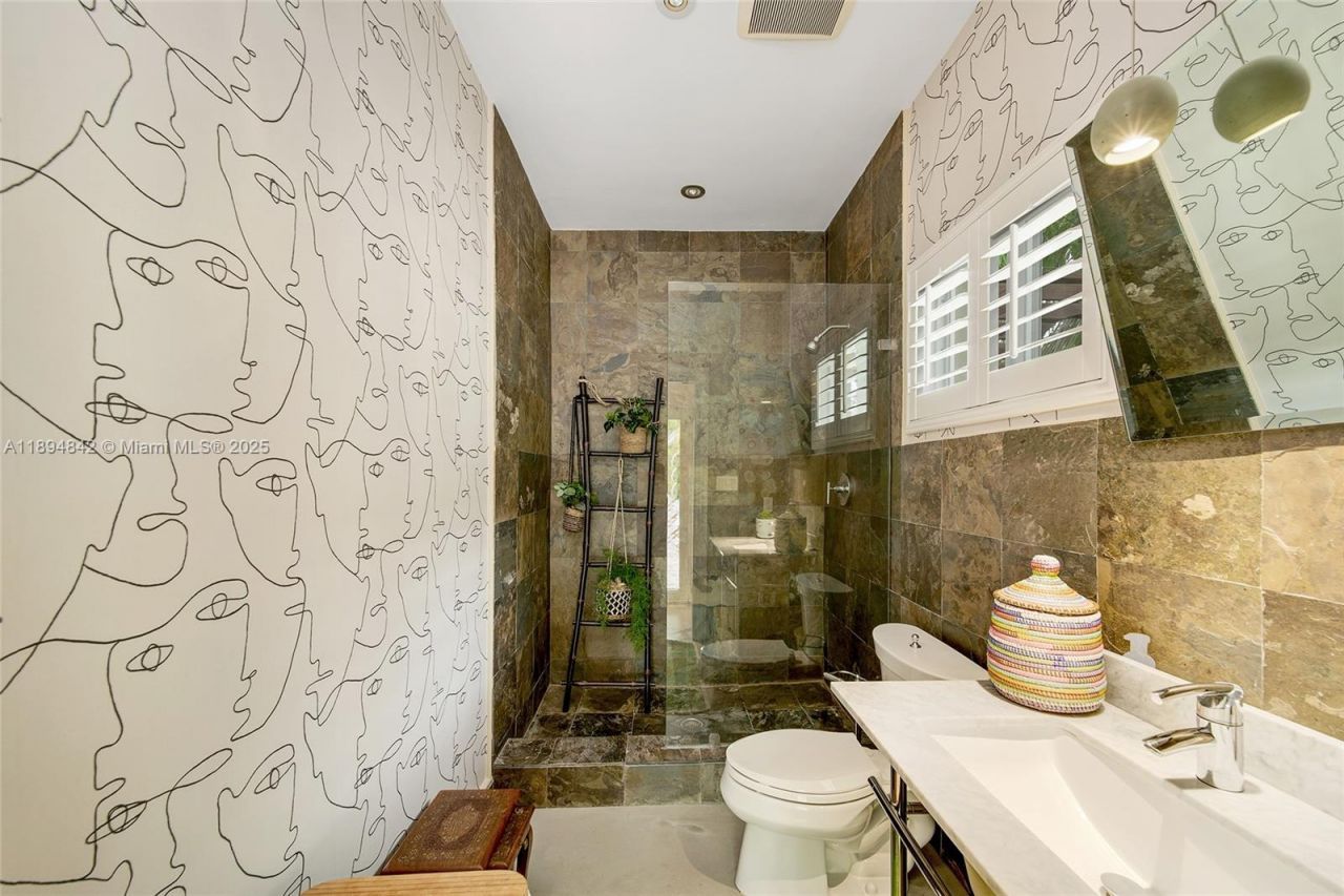 6645 SW 73rd Ct, Miami, FL 33143 Photo