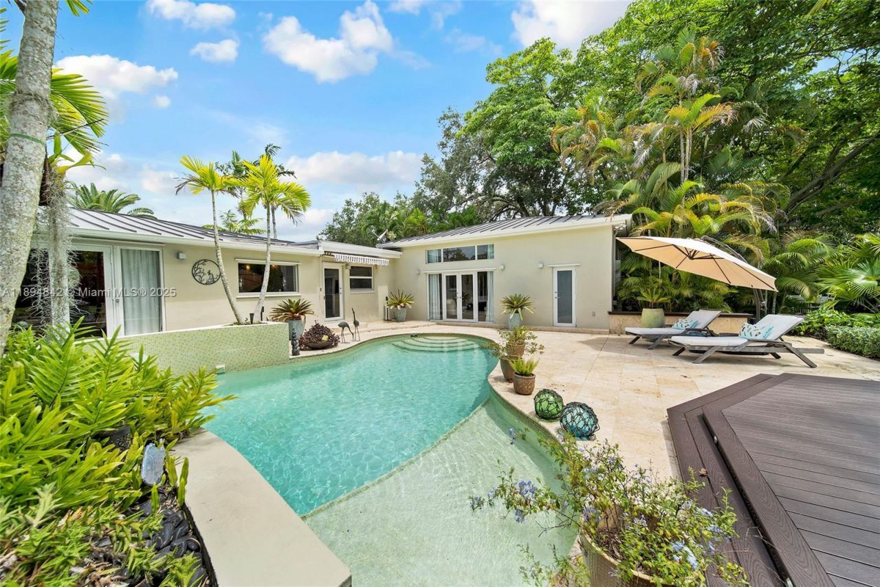 6645 SW 73rd Ct, Miami, FL 33143 Photo