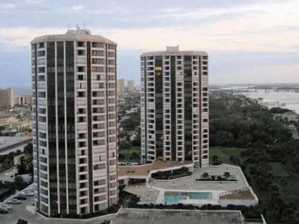1 Oceans West Boulevard, Unit 15B4, Daytona Beach, FL 32118