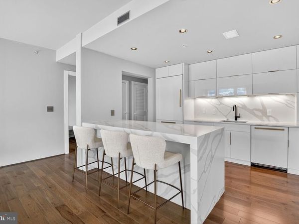 8220 CRESTWOOD HEIGHTS DRIVE, Unit 712, MCLEAN, VA 22102