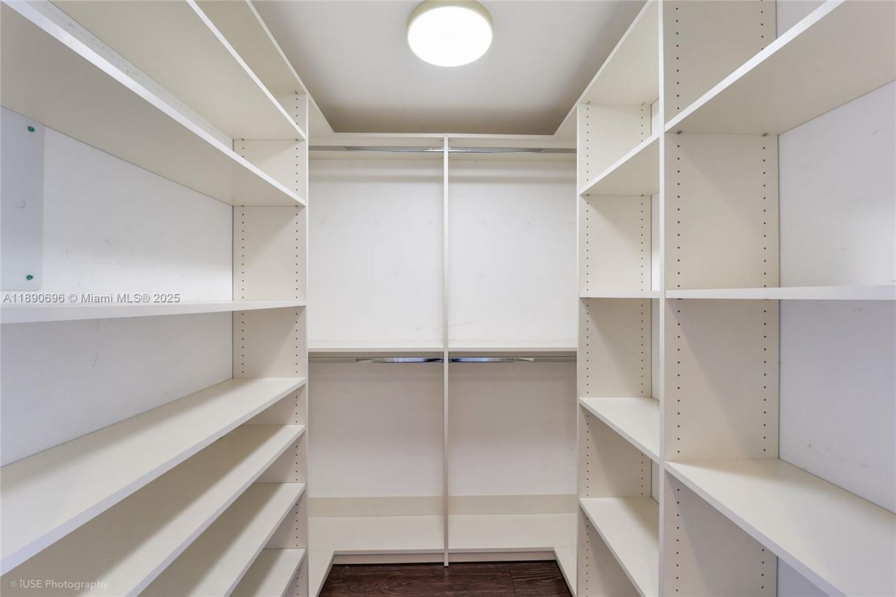 50 Biscayne Blvd, Unit 4311, Miami, FL 33132 Photo