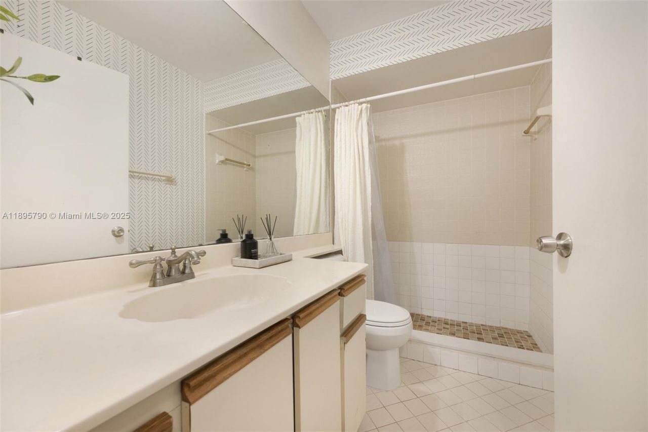 9730 SW 219th St, Cutler Bay, FL 33190 Photo