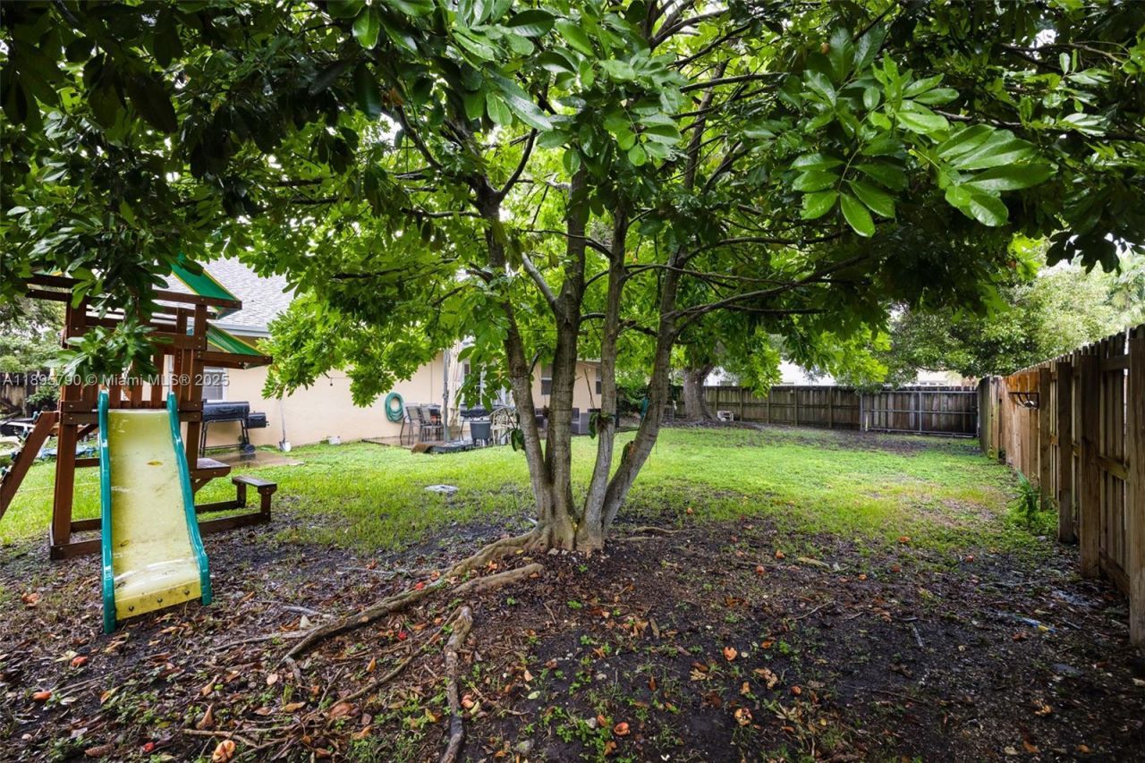 9730 SW 219th St, Cutler Bay, FL 33190 Photo