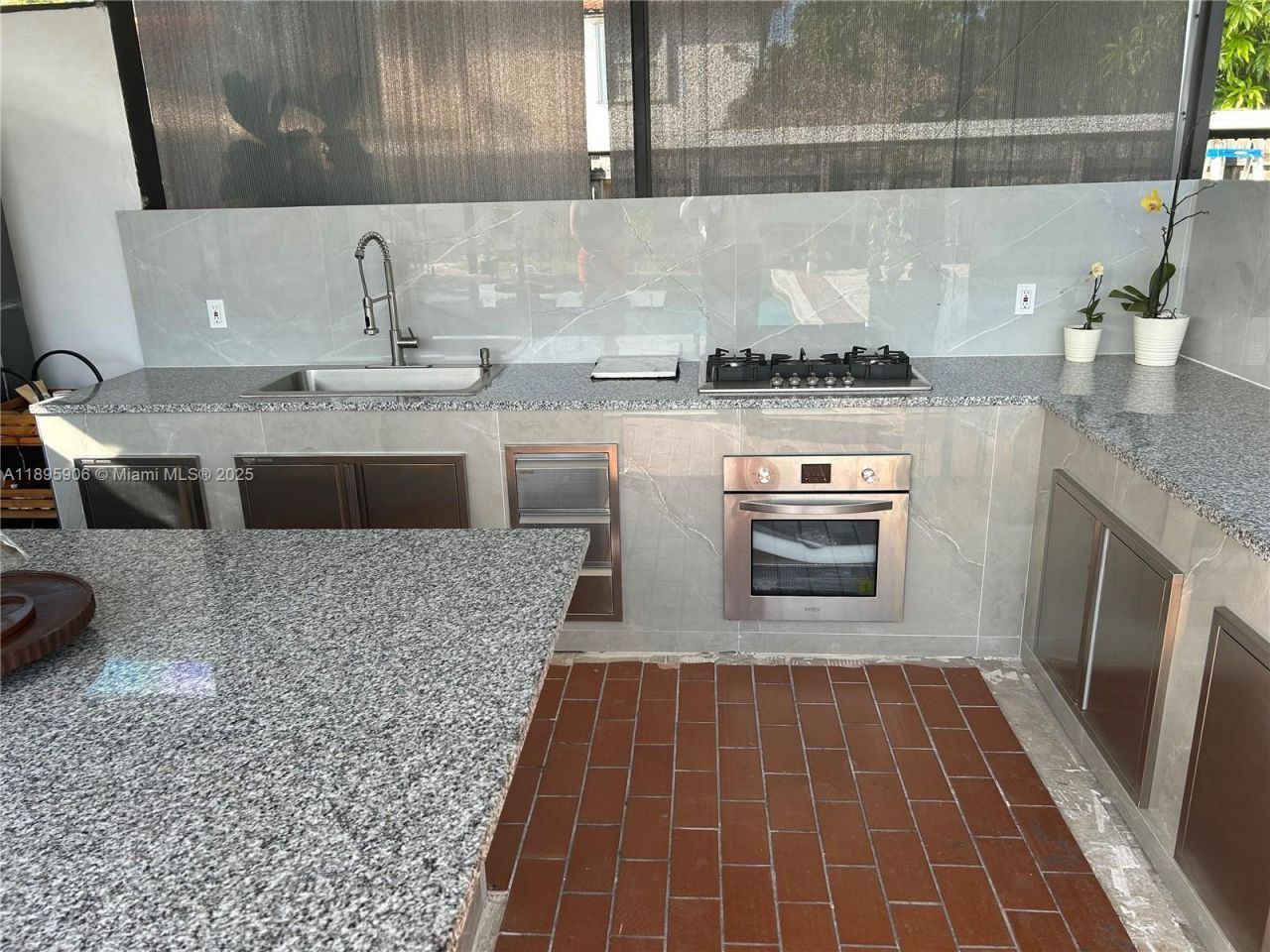 1821 SW 92nd Pl, Miami, FL 33165 Photo