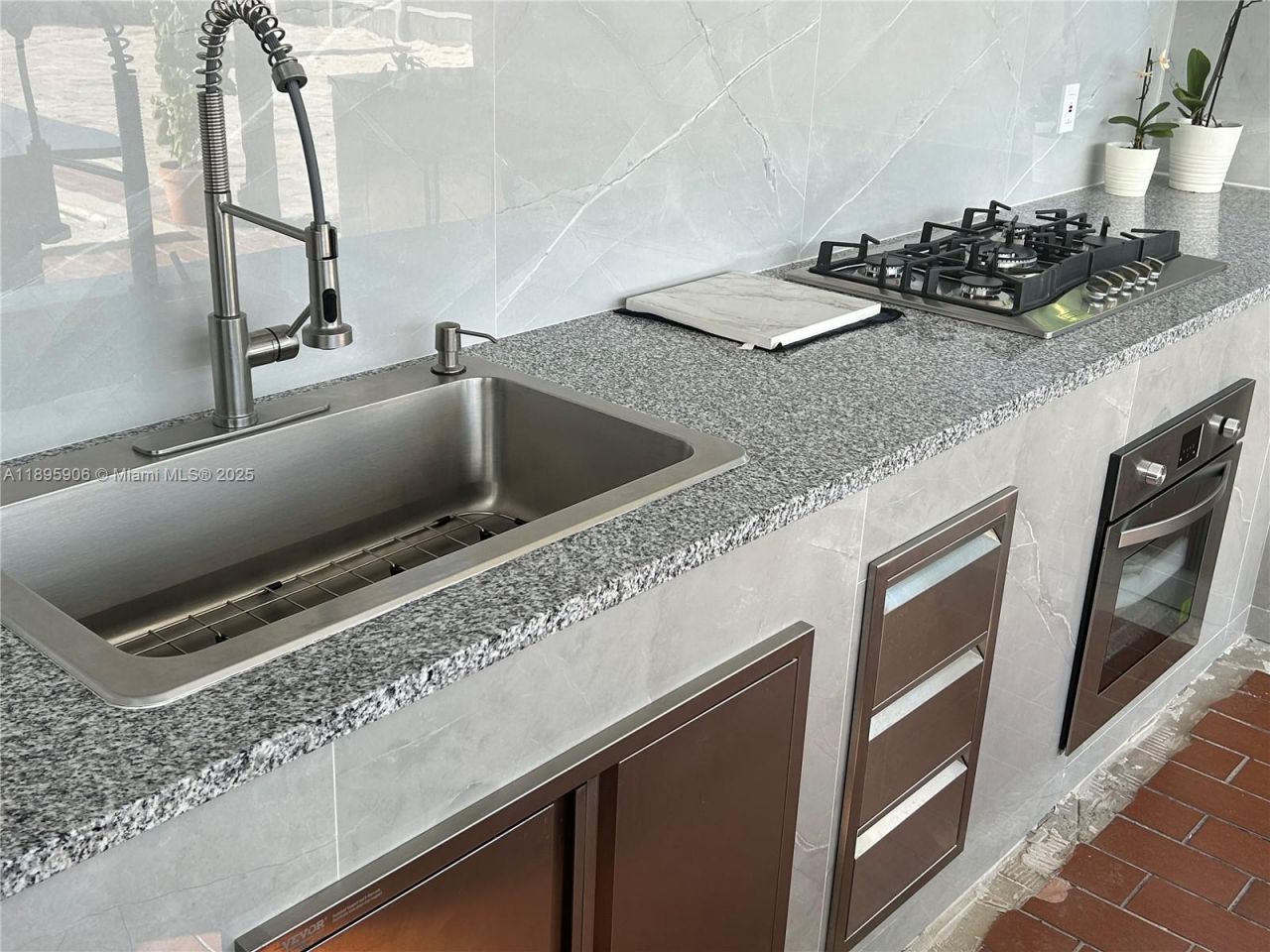 1821 SW 92nd Pl, Miami, FL 33165 Photo