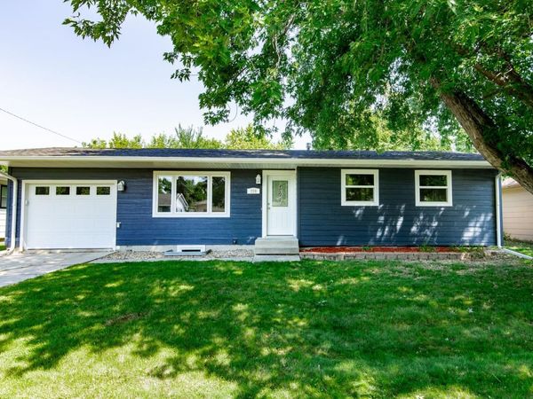 226 10 1/2 Avenue W, West Fargo, ND 58078