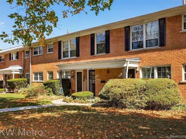 3220 Shenandoah Drive, Unit 12, Royal Oak, Mi 48073