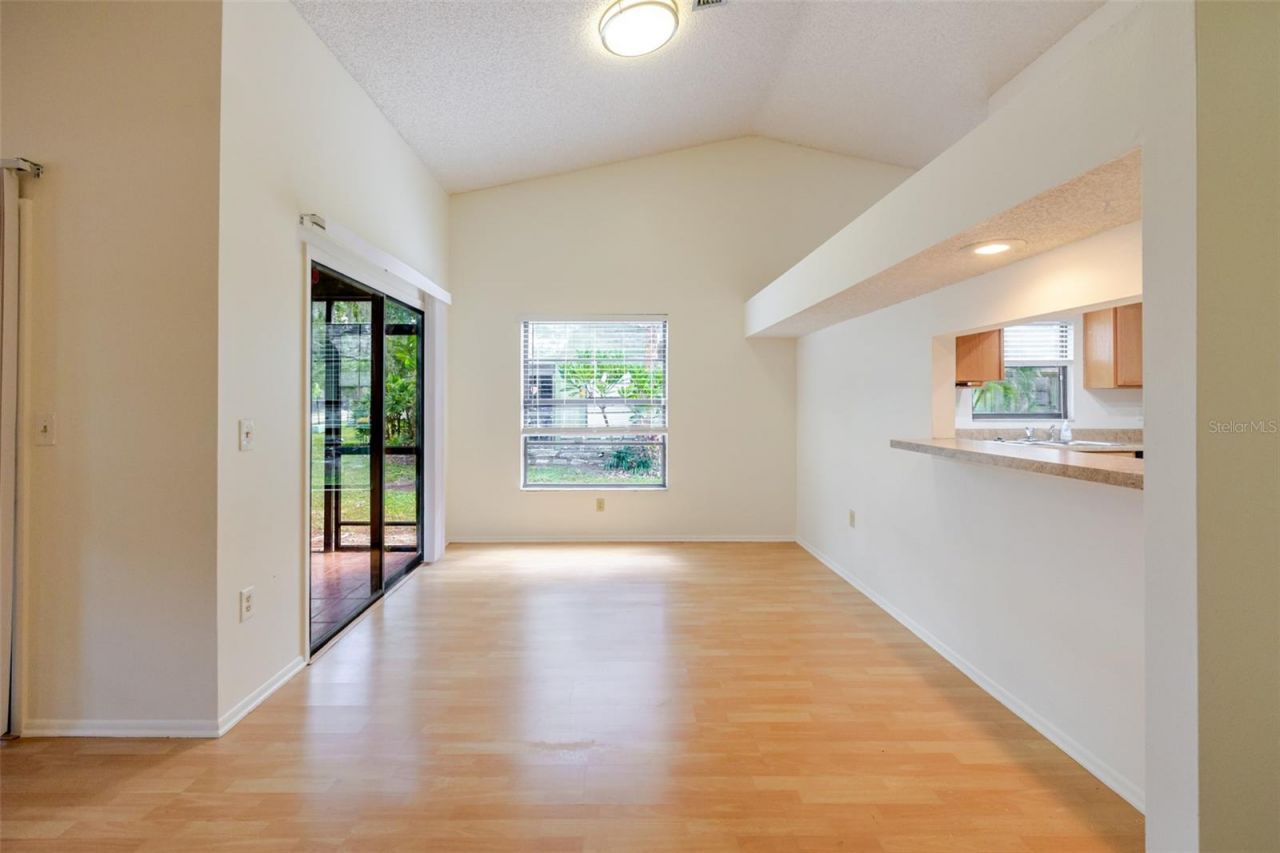 5021 Barrington Circle, Unit 302, Sarasota, FL 34234 Photo