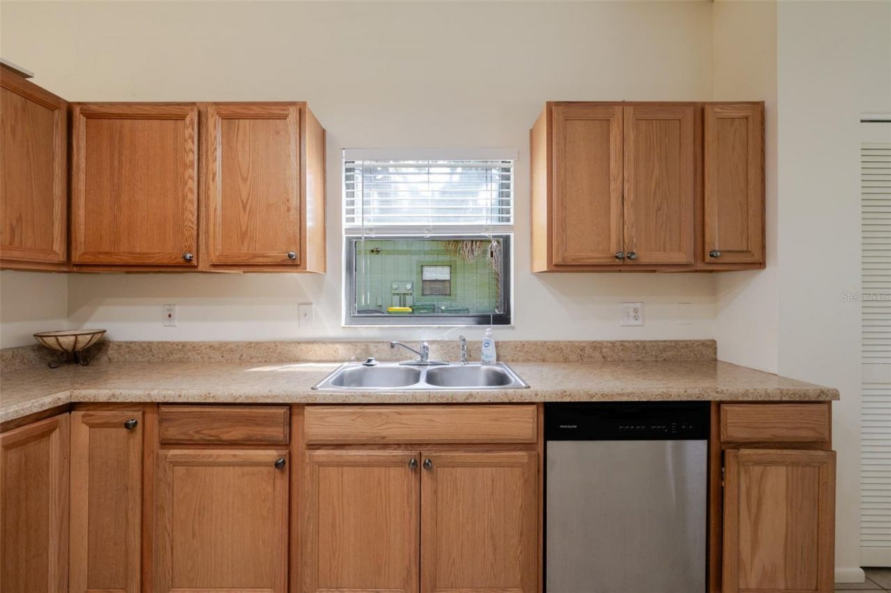 5021 Barrington Circle, Unit 302, Sarasota, FL 34234 Photo