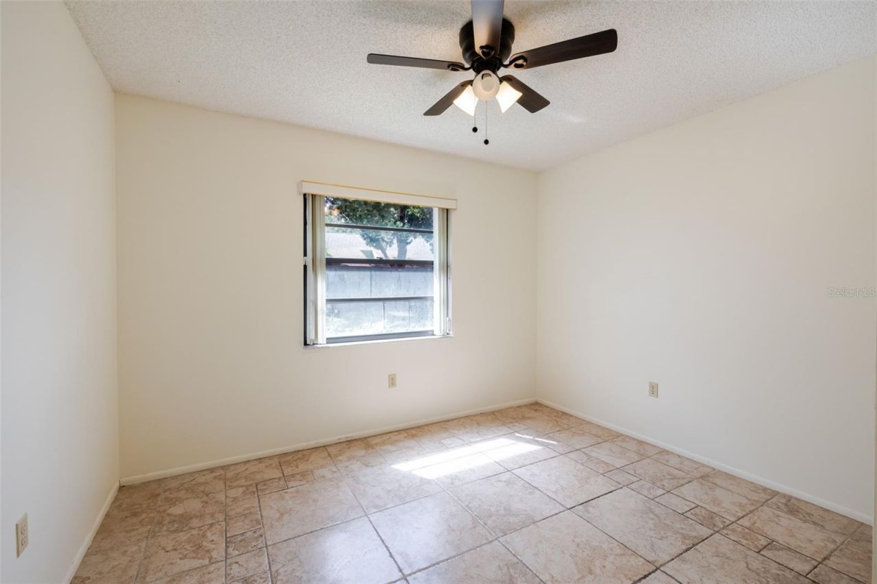 5021 Barrington Circle, Unit 302, Sarasota, FL 34234 Photo