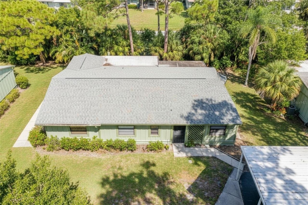 5021 Barrington Circle, Unit 302, Sarasota, FL 34234 Photo