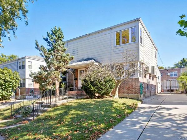 6739 197th Street, Fresh Meadows, NY 11365