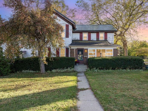 224 Newark Street E, Ithaca, MI 48847