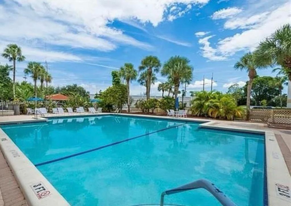 5570 NW 44th St, Unit 312A, Lauderhill, FL 33319 Photo