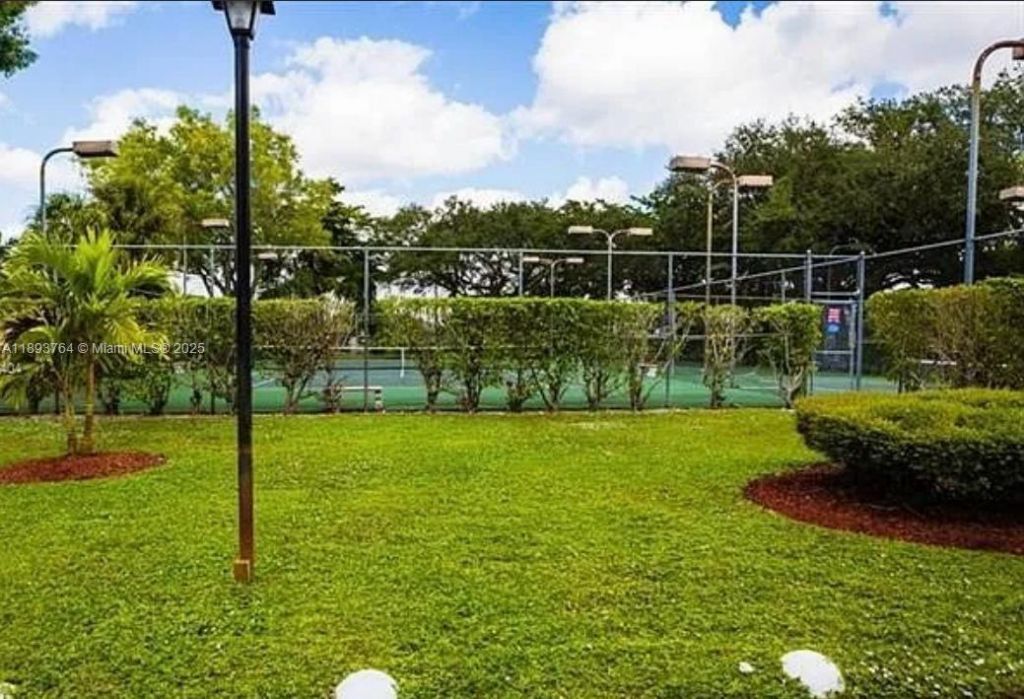 5570 NW 44th St, Unit 312A, Lauderhill, FL 33319 Photo