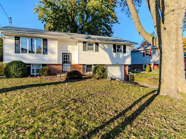 313 W SOUTH Street, Tremont, IL 61568